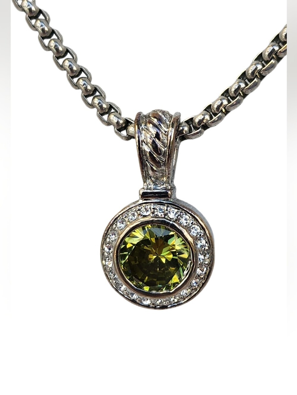 Beautiful Silvertone Green Peridot Faceted Crystal Necklace